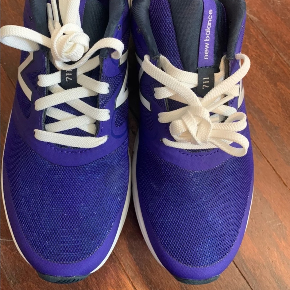 NWOT New Balance 711 Cush size 8.5